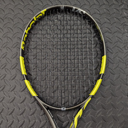 Babolat Pure Aero VS tennis racket with Babolat RPM Blast strings in black